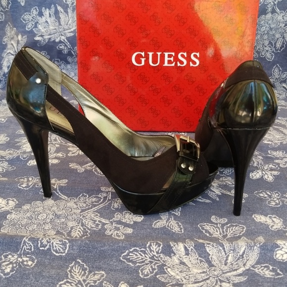 Guess Black multi fabric peep-toe pumps. 8.5 - Picture 4 of 8